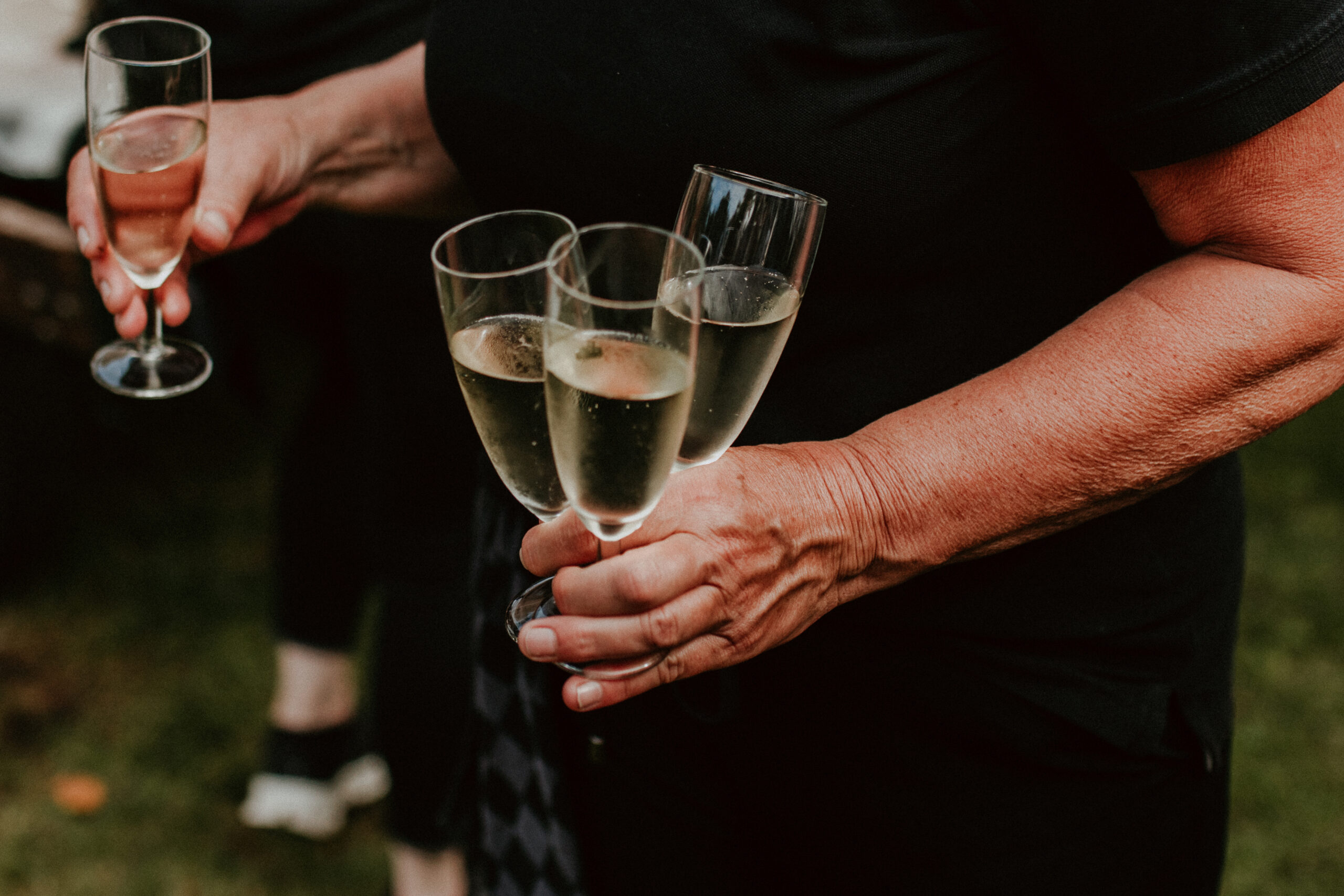 faq-trouwen-buitentrouwen-hoevekindergoed-muziek-feest-eigencatering-versieren-regen-wijn (4) faq-trouwen-buitentrouwen-hoevekindergoed-muziek-feest-eigencatering-versieren-regen-wijn-