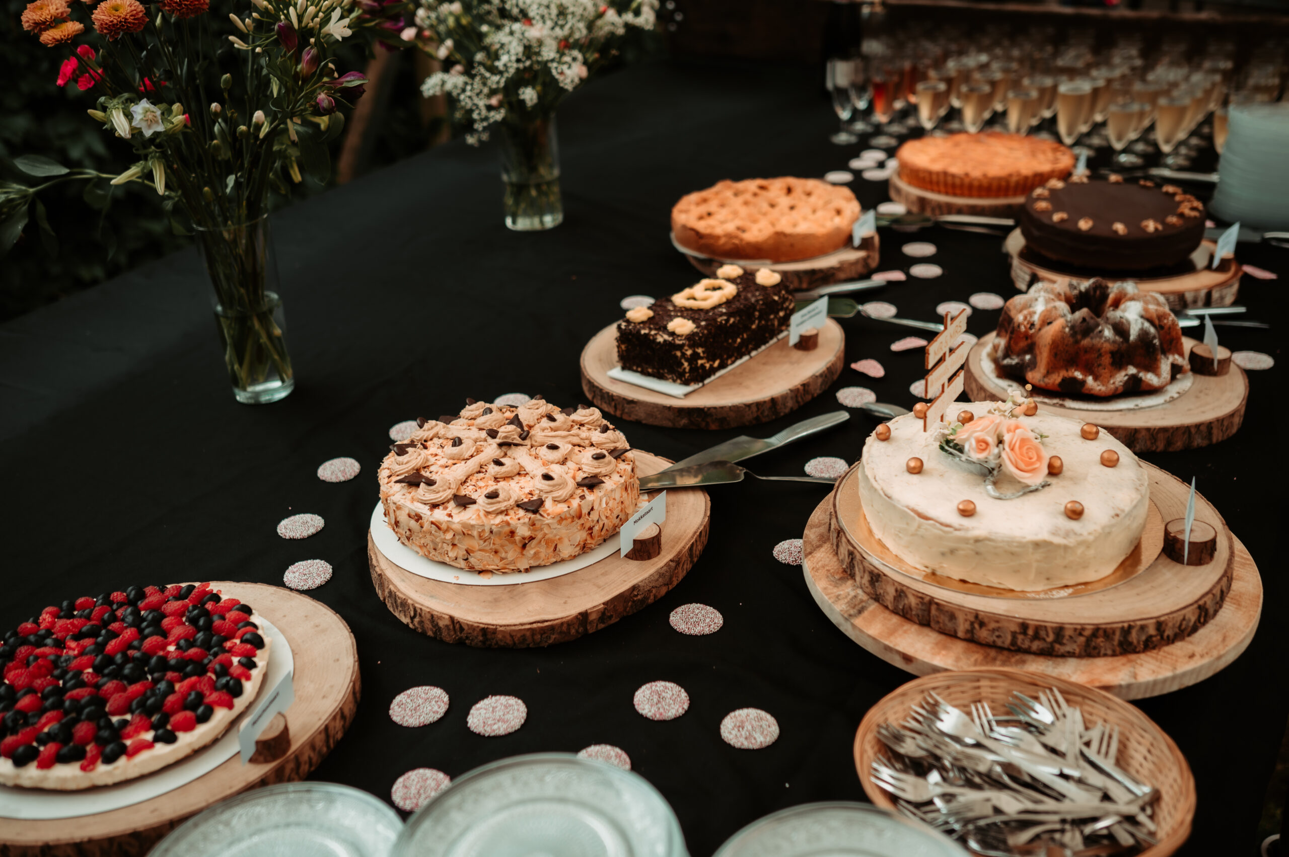 voorbeeldbruiloft_trouwen_bos_buiten_borrel_spelletjes_hoevekindergoed_diner_BORREL (1) voorbeeldbruiloft_trouwen_bos_buiten_borrel_spelletjes_hoevekindergoed_diner